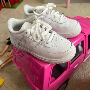 Sz 10c white Air Force 1